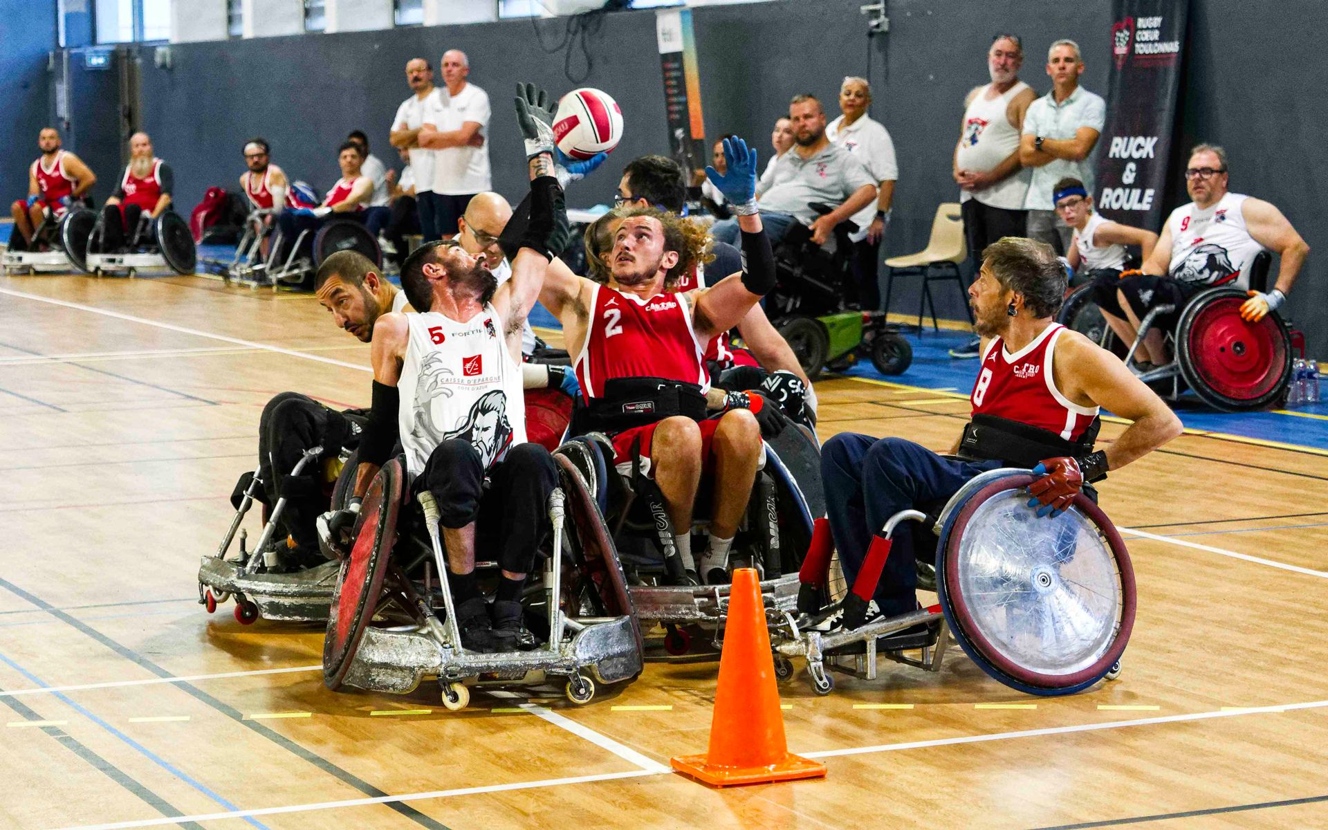 Pour qui le ballon ?