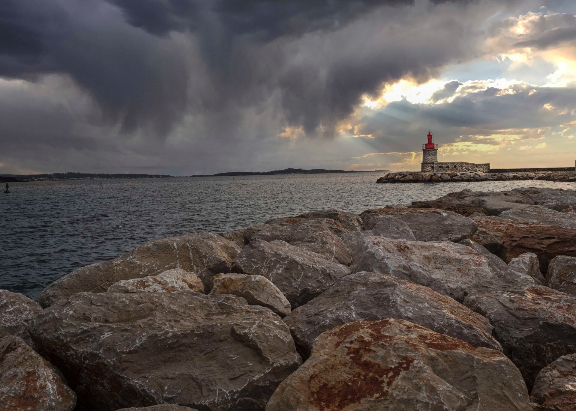 Sortie du port de Sanary