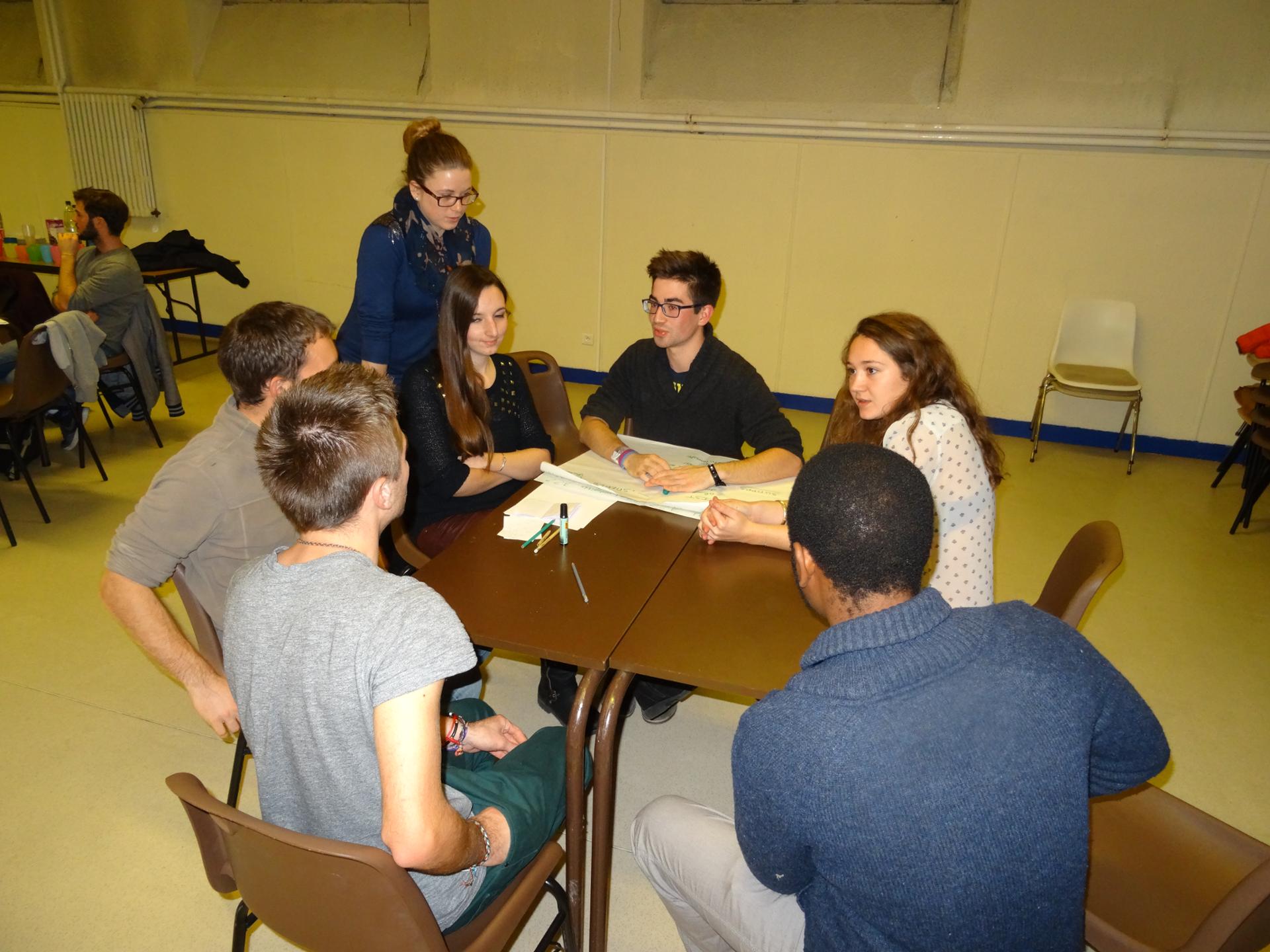 Rencontre d'associations étudiantes de Franche-Comté et débat sur la santé dans le monde étudiant