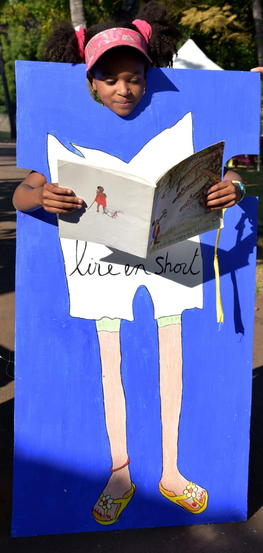 Embarquement immédiat pour lire en short à La Réunion