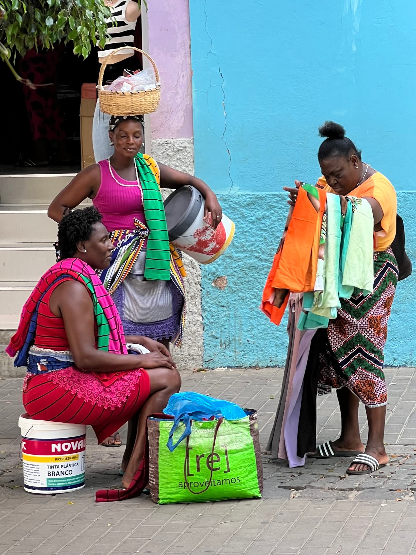 Les femmes de Prahïa.jpeg