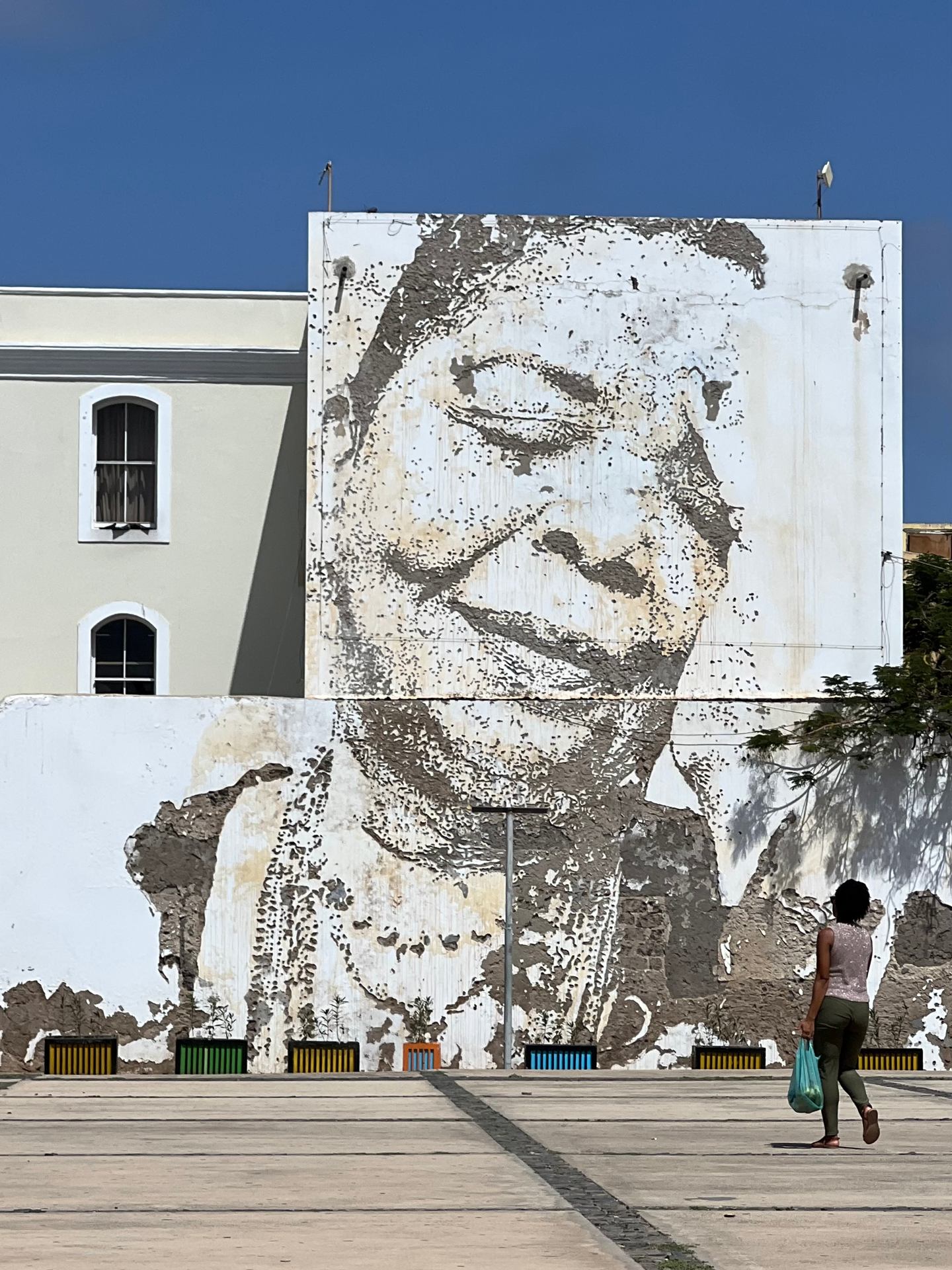 Mur peint hommage à Cesaria Evora, Cap Vert. Oct 25.jpeg