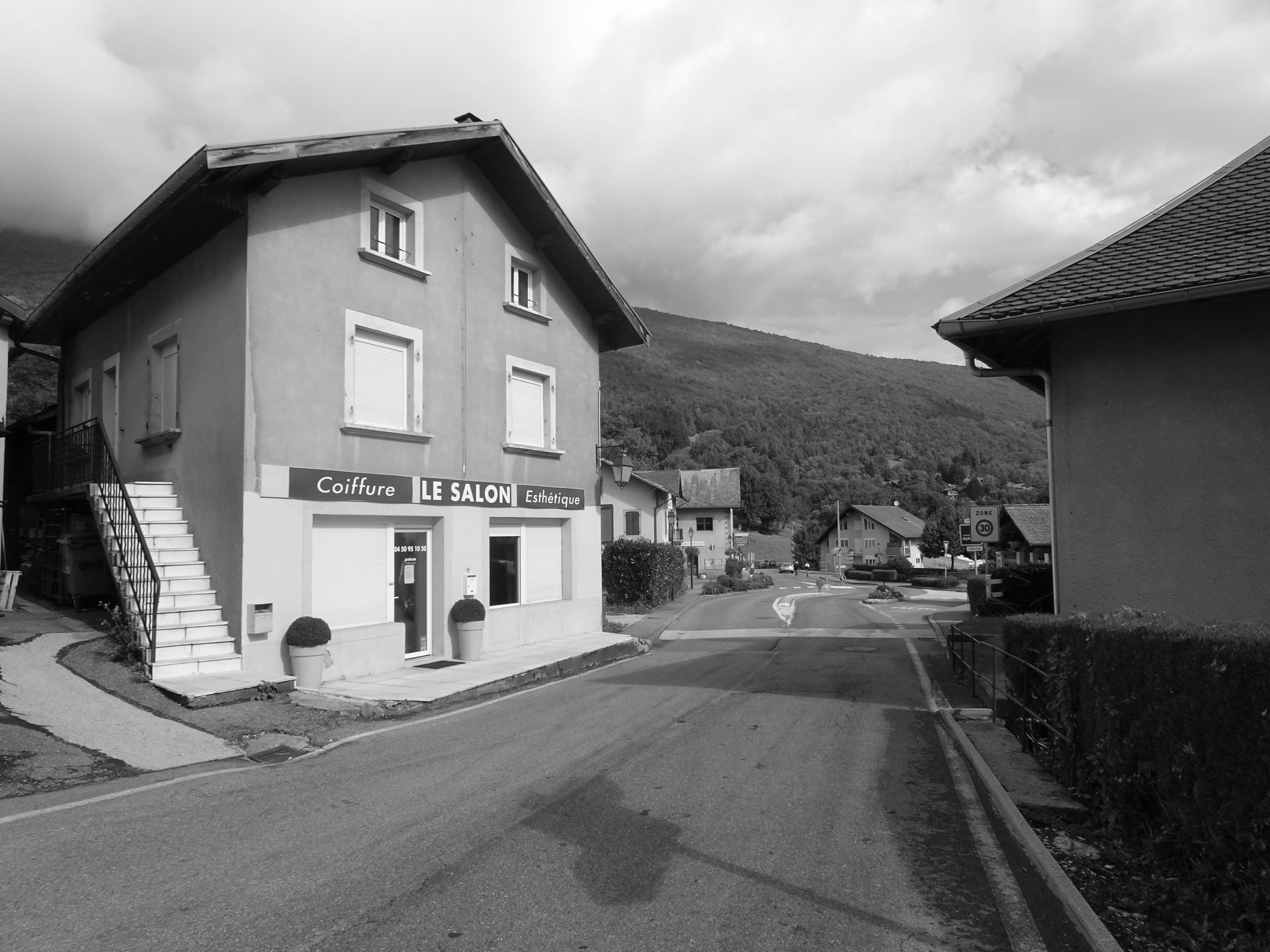 un village francais