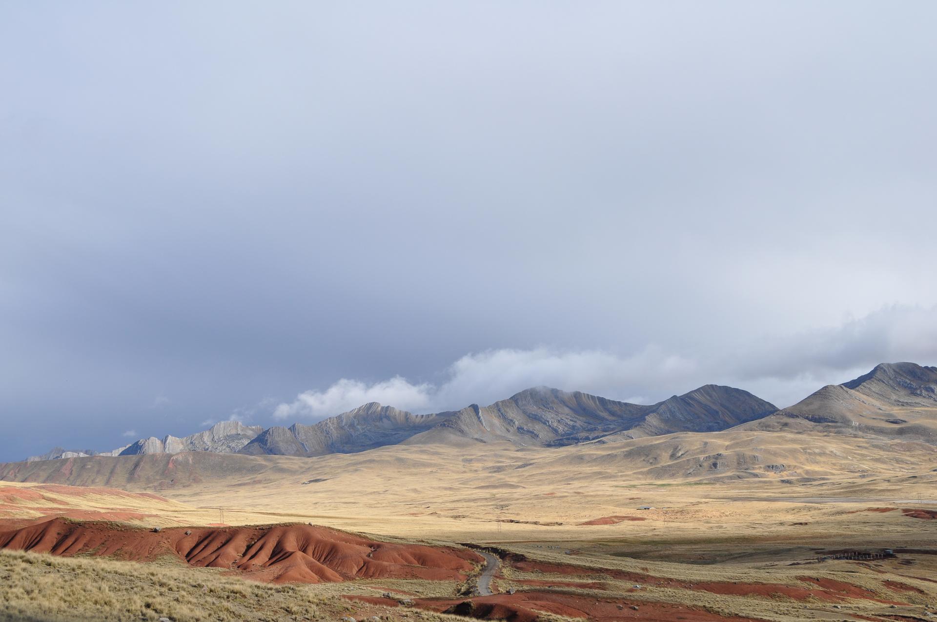 Quand la route Huancaya - Huancayo atteint  4800 m d'altitude.jpg