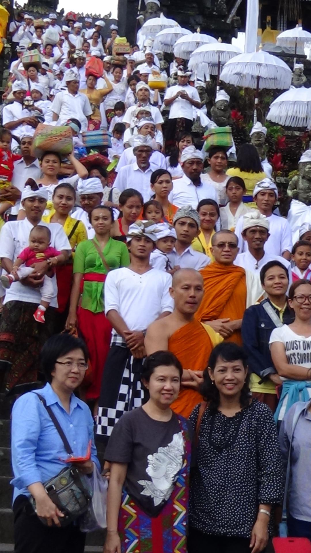 Cérémonie religieuses Indonésie.JPG