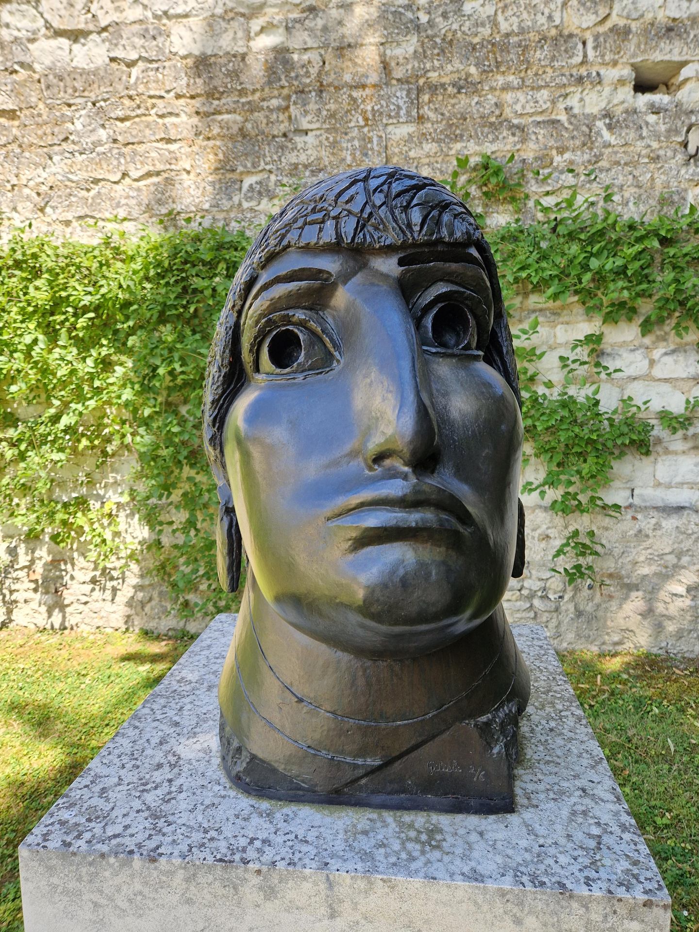 grosse tête