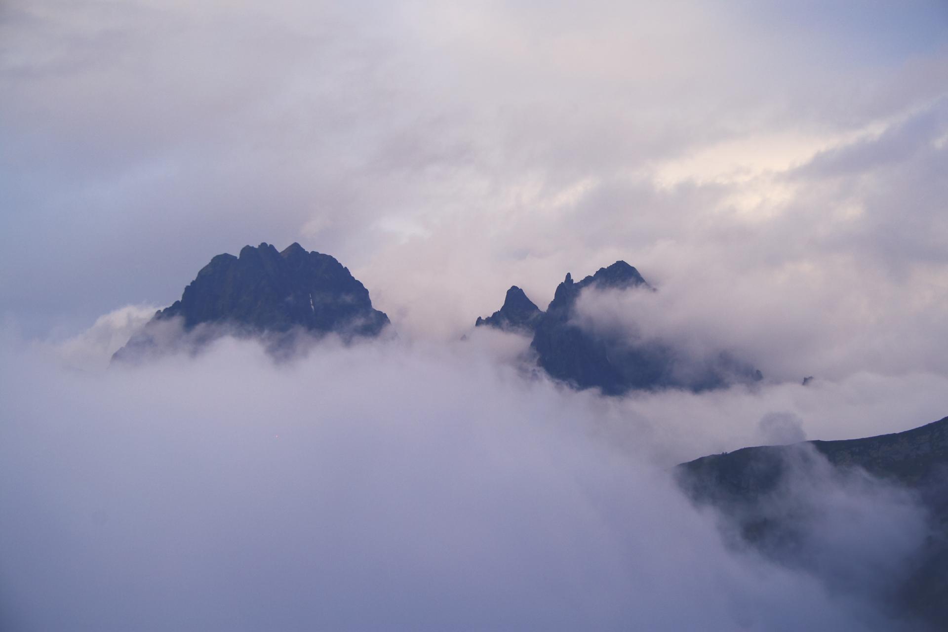La tête dans les nuages