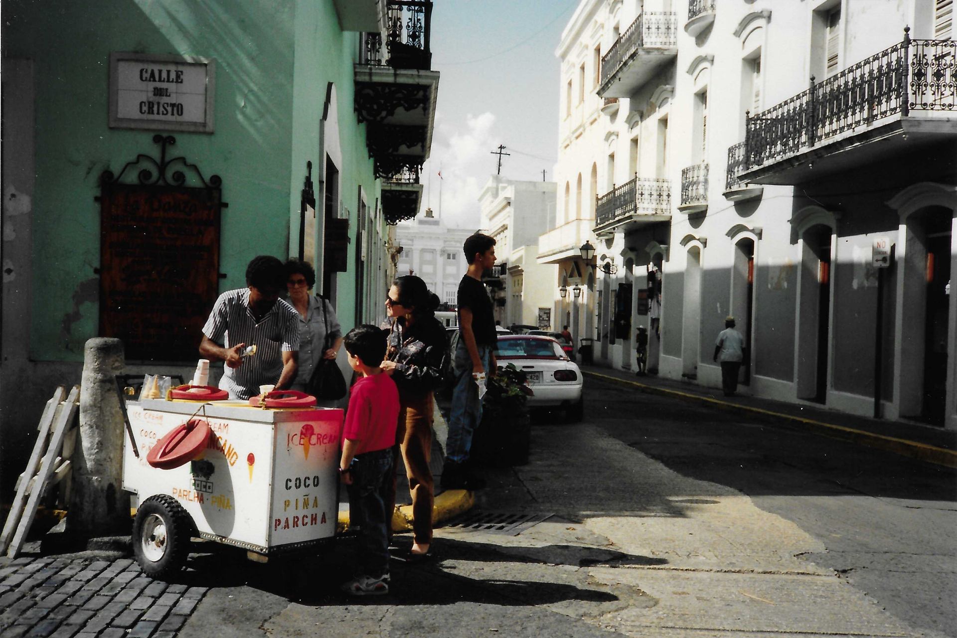 San Juan_Puerto Rico_1991.jpg