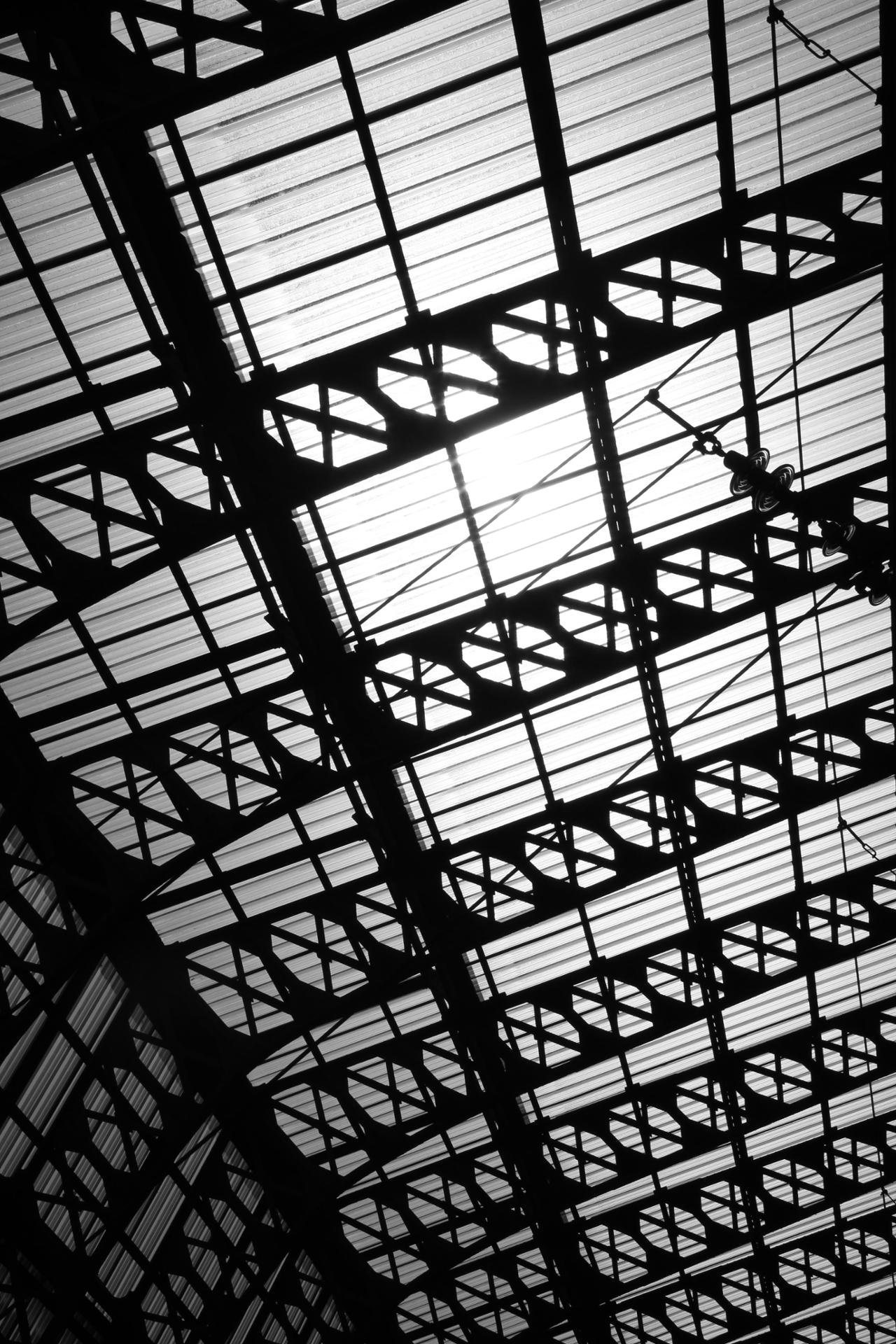Gare lyon perrache poutres.JPG