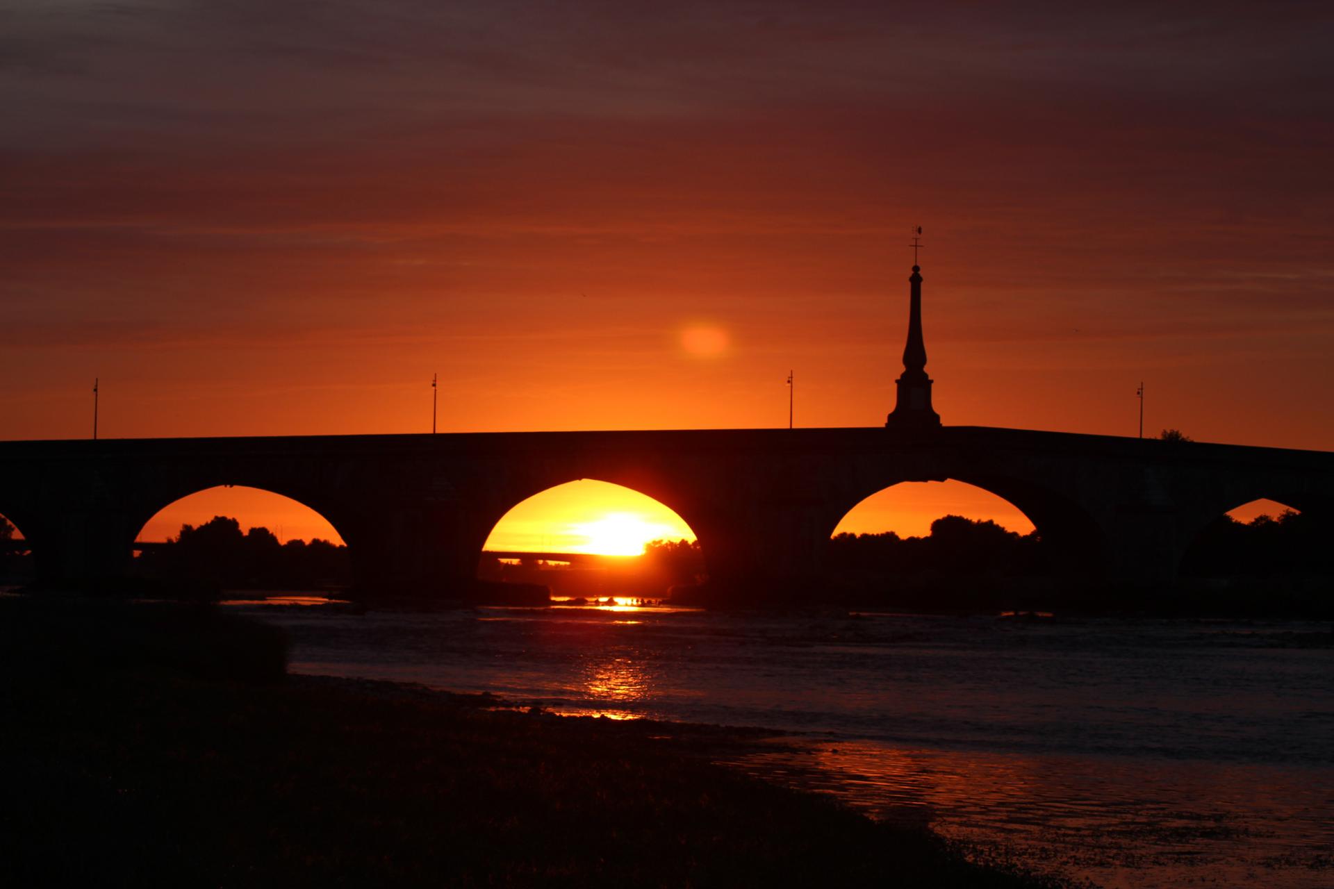 Pont Jacques-Gabriel 03.jpg