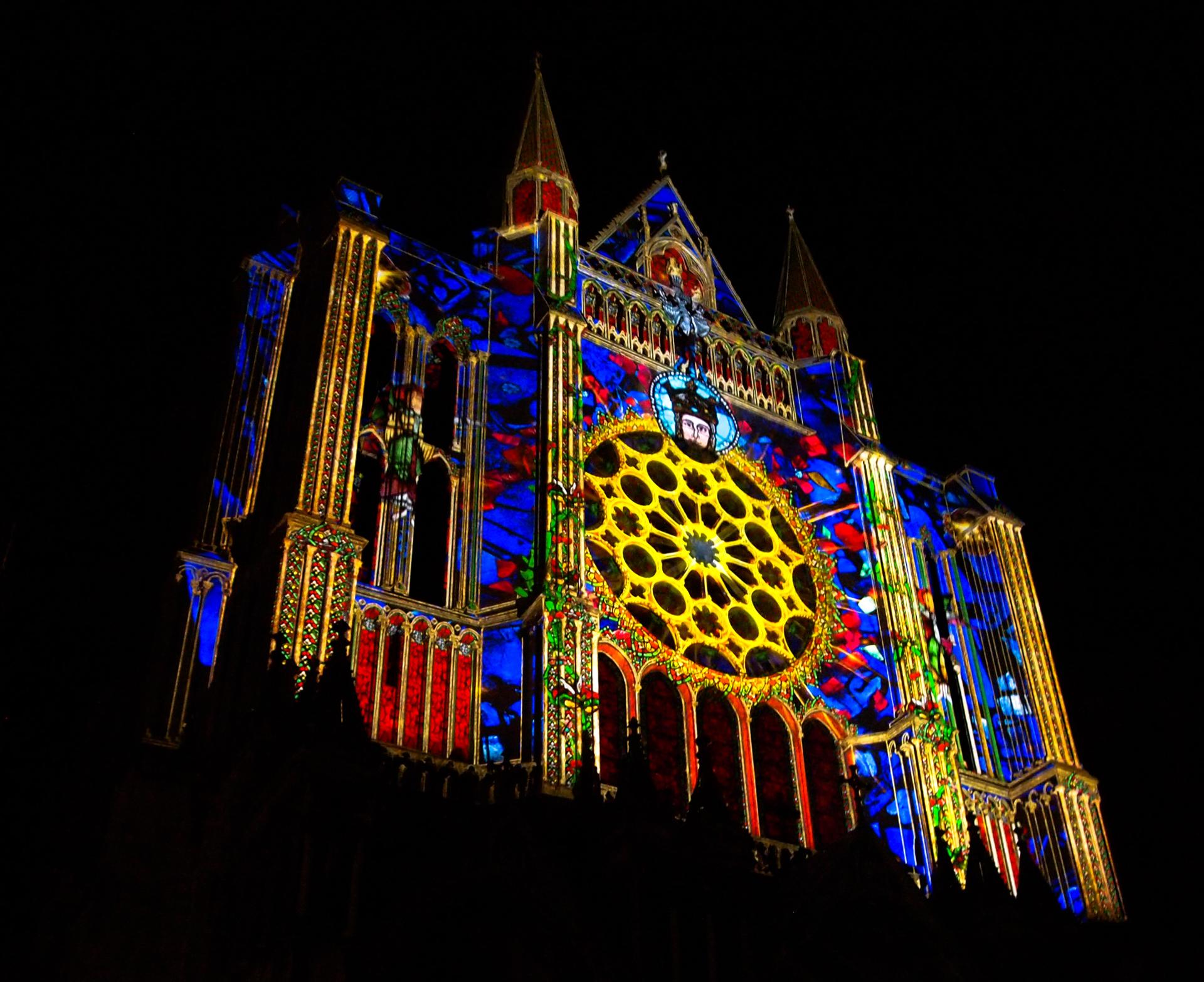 Chartres en lumière 01.jpg