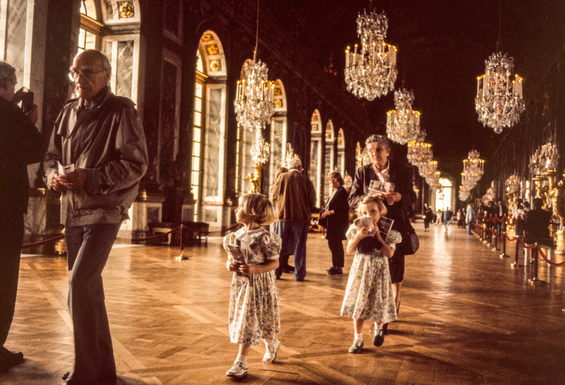 Enfance à la Galerie des Glaces