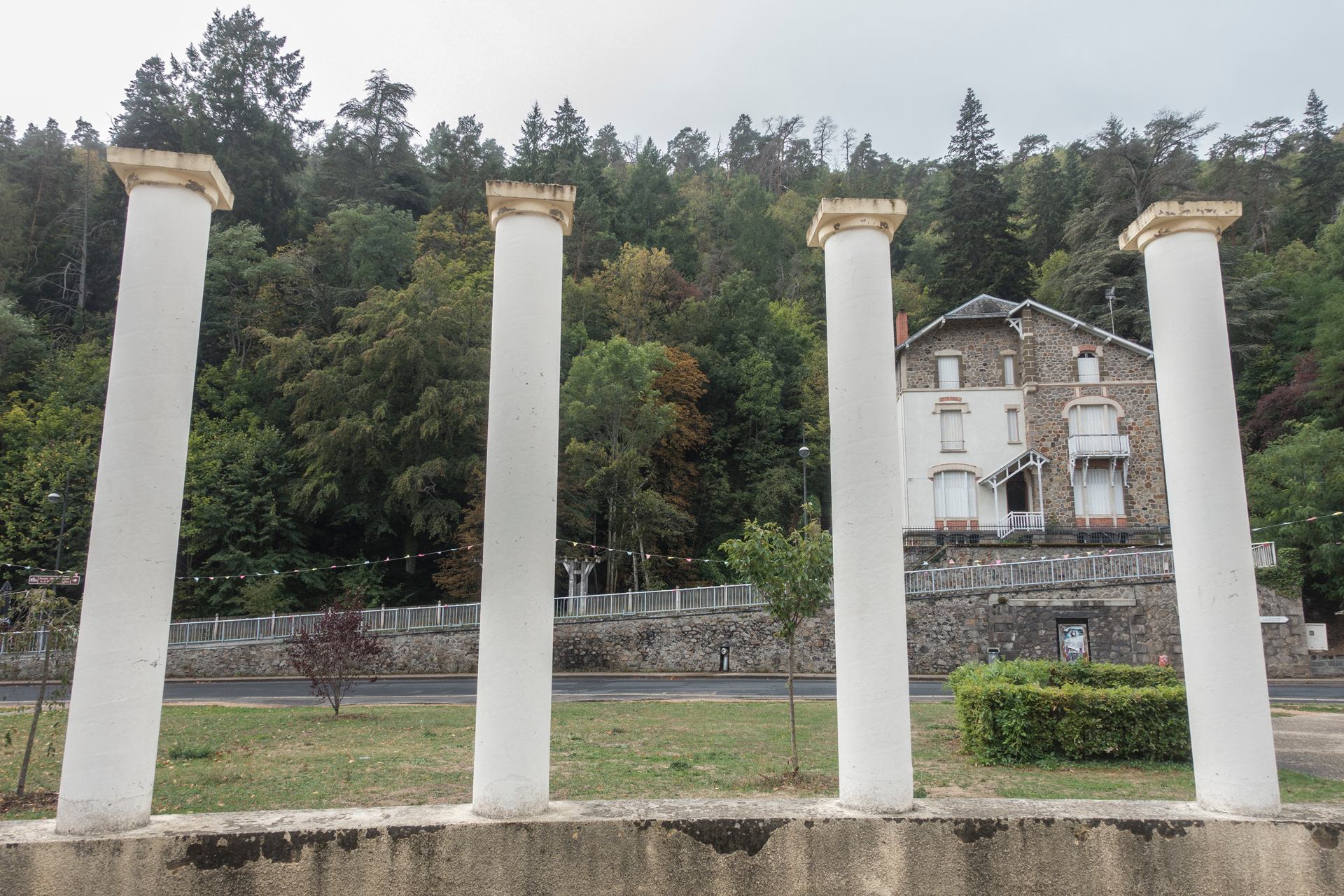La maison aux colonnes