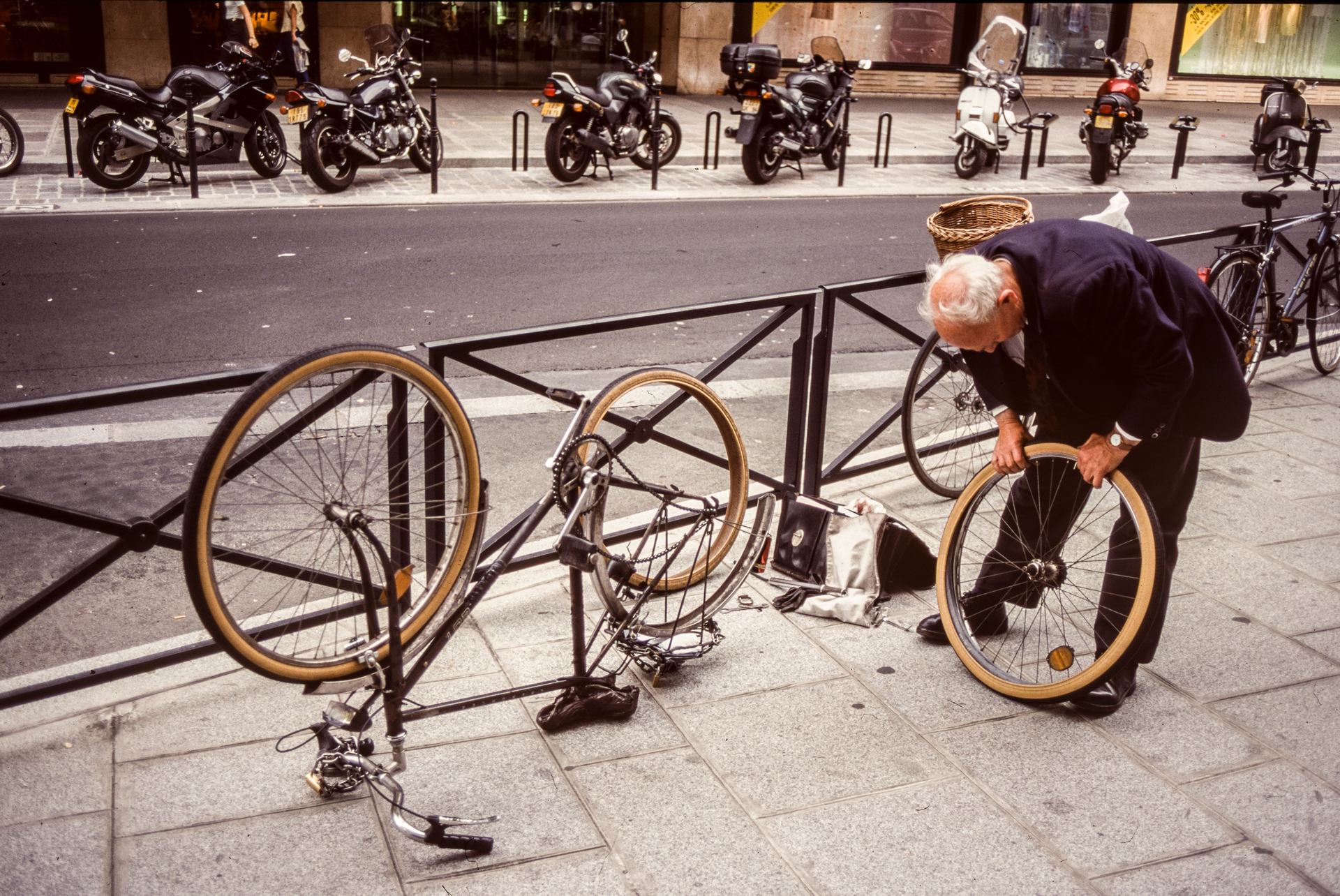 Street photo 2025 Diapo plus 53.jpg