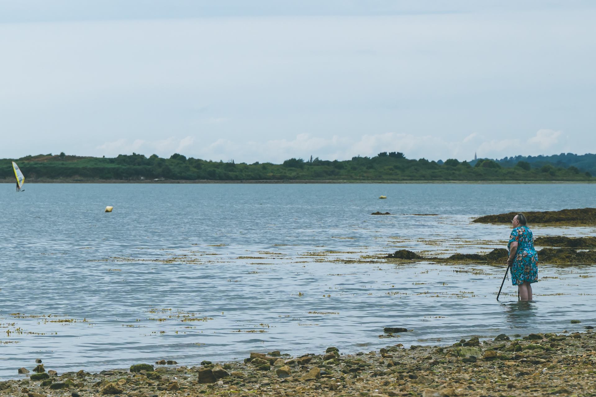 La vieille femme qui marchait dans la mer