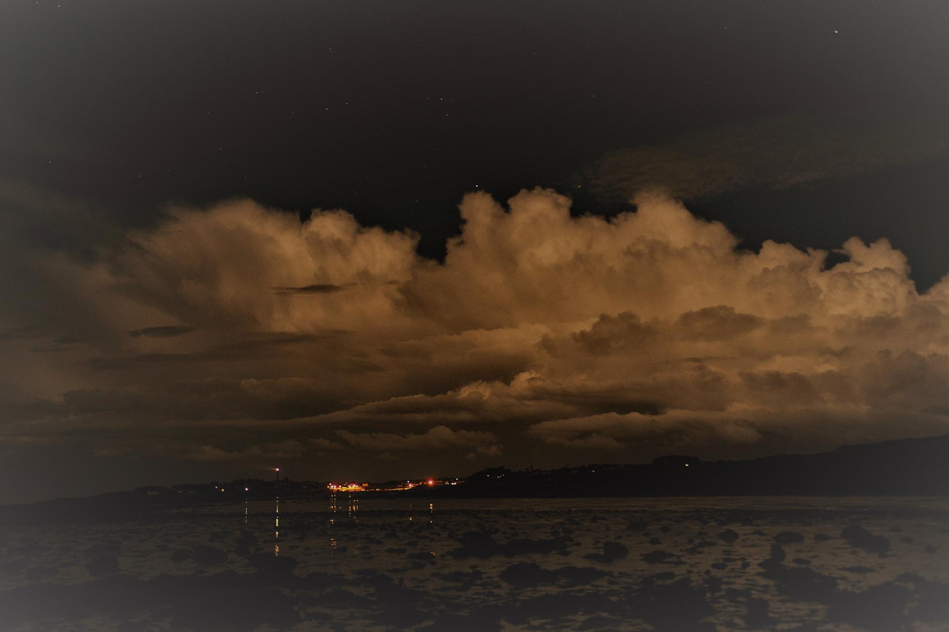 Ile de Batz avant l'orage,01h30