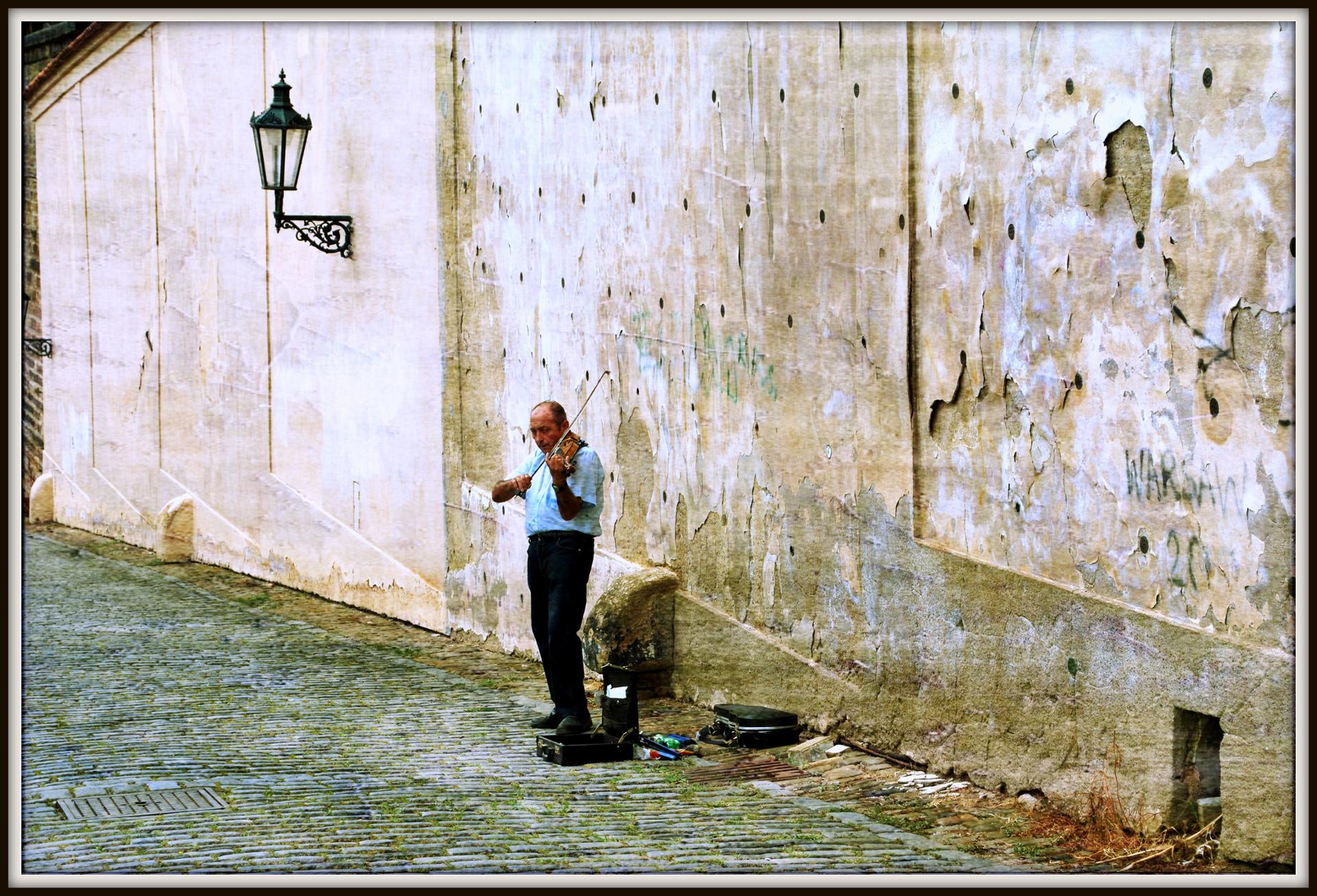 Musician in Praha 