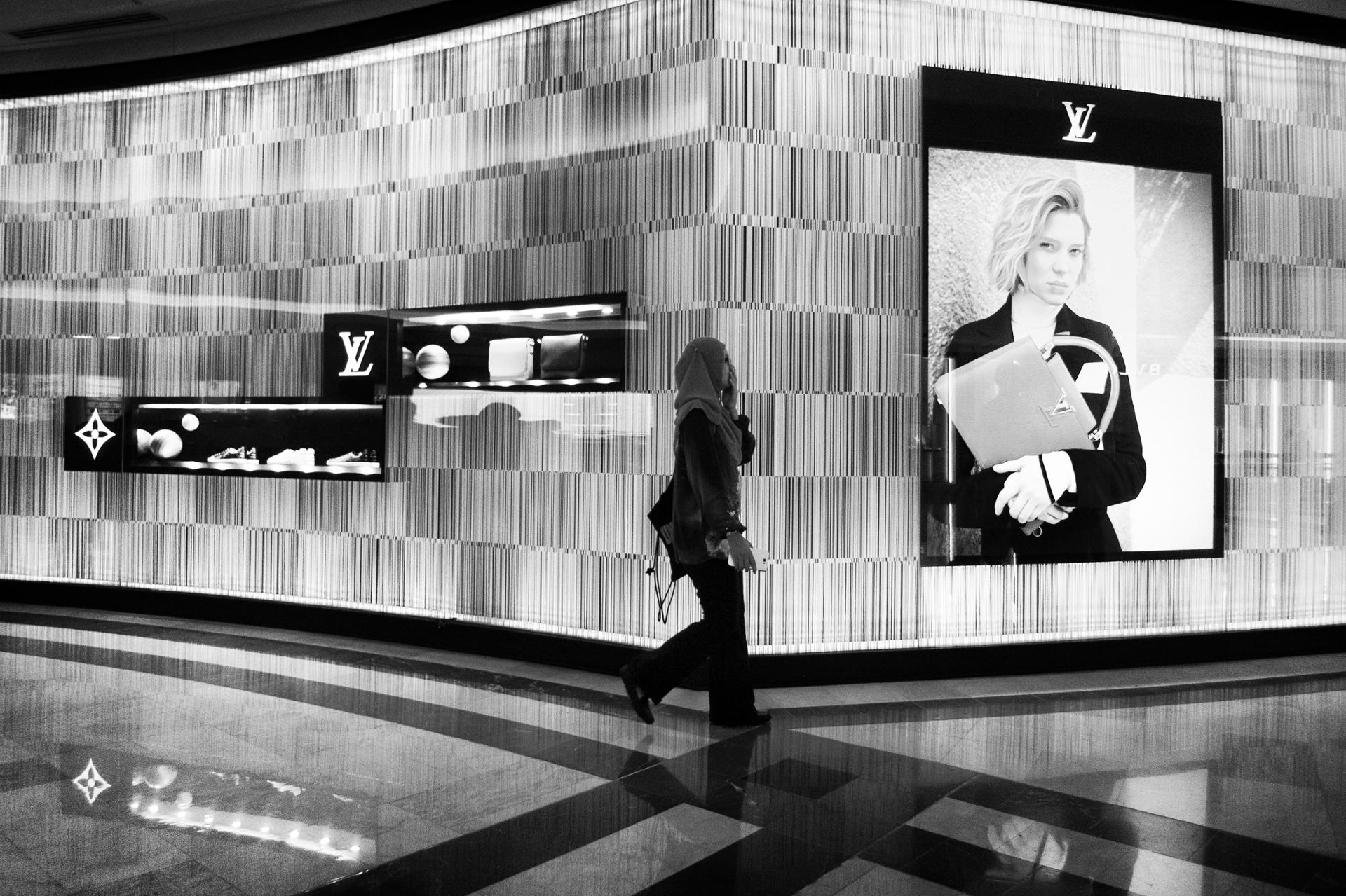LV