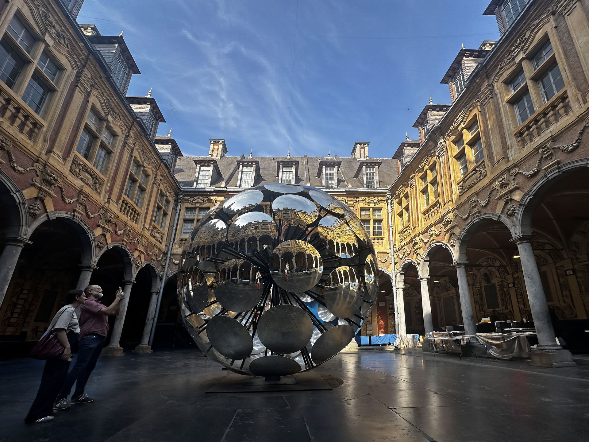 la sphère de la vieille bourse