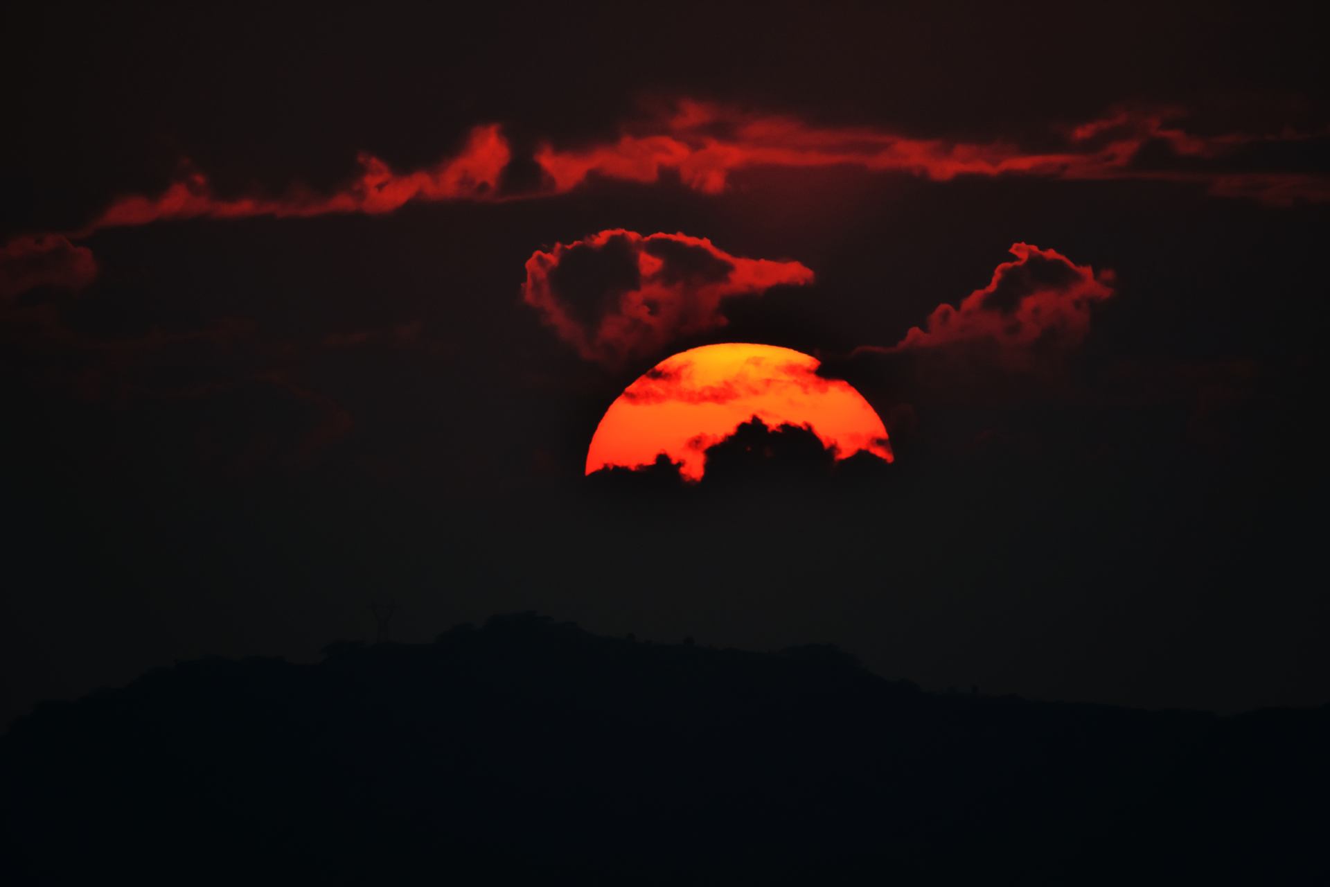 Sunset Bagan.jpg