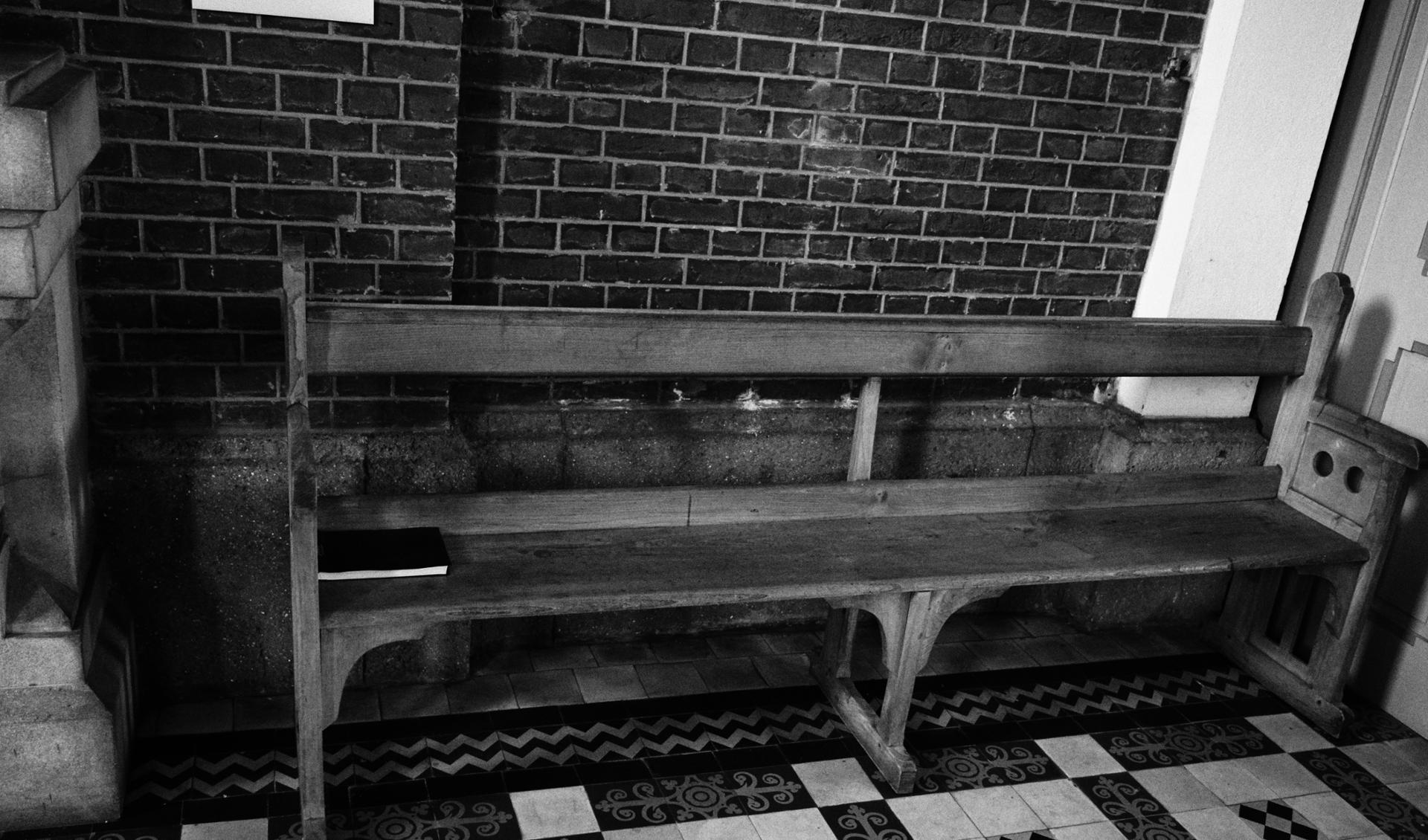 le banc et la bible