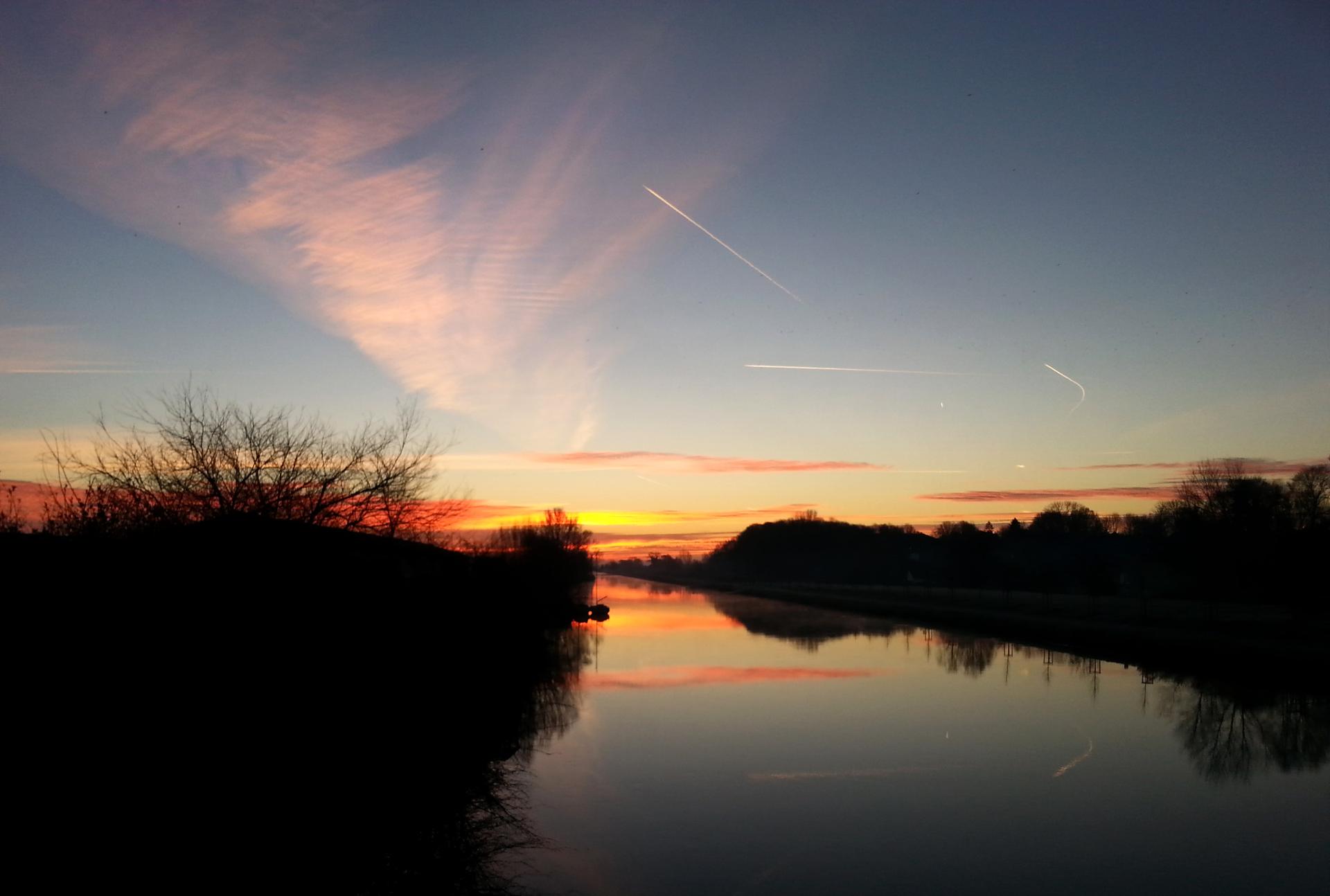 magie du petit matin sur le canal