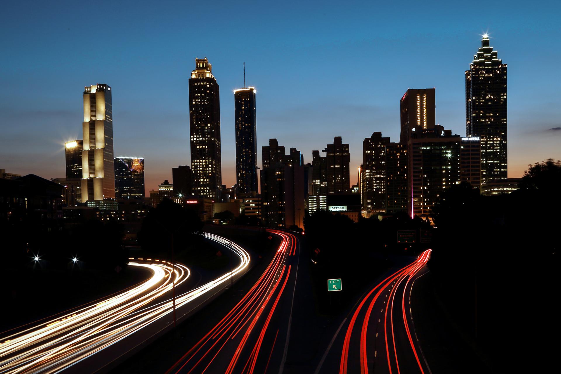 Twilight with running traffic