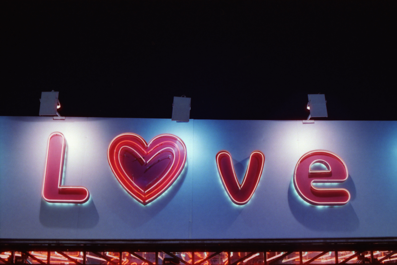 L<3ve