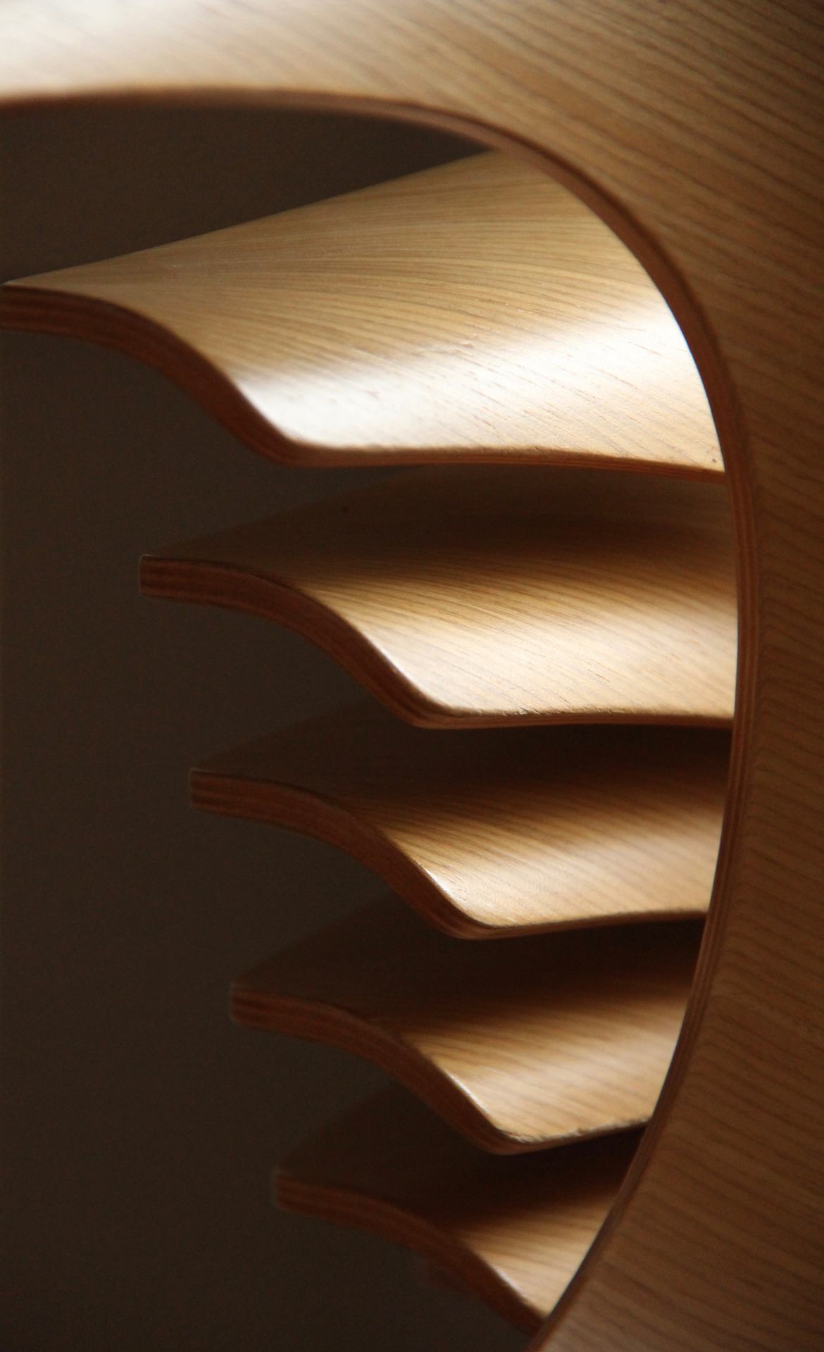Pile de chaises.
