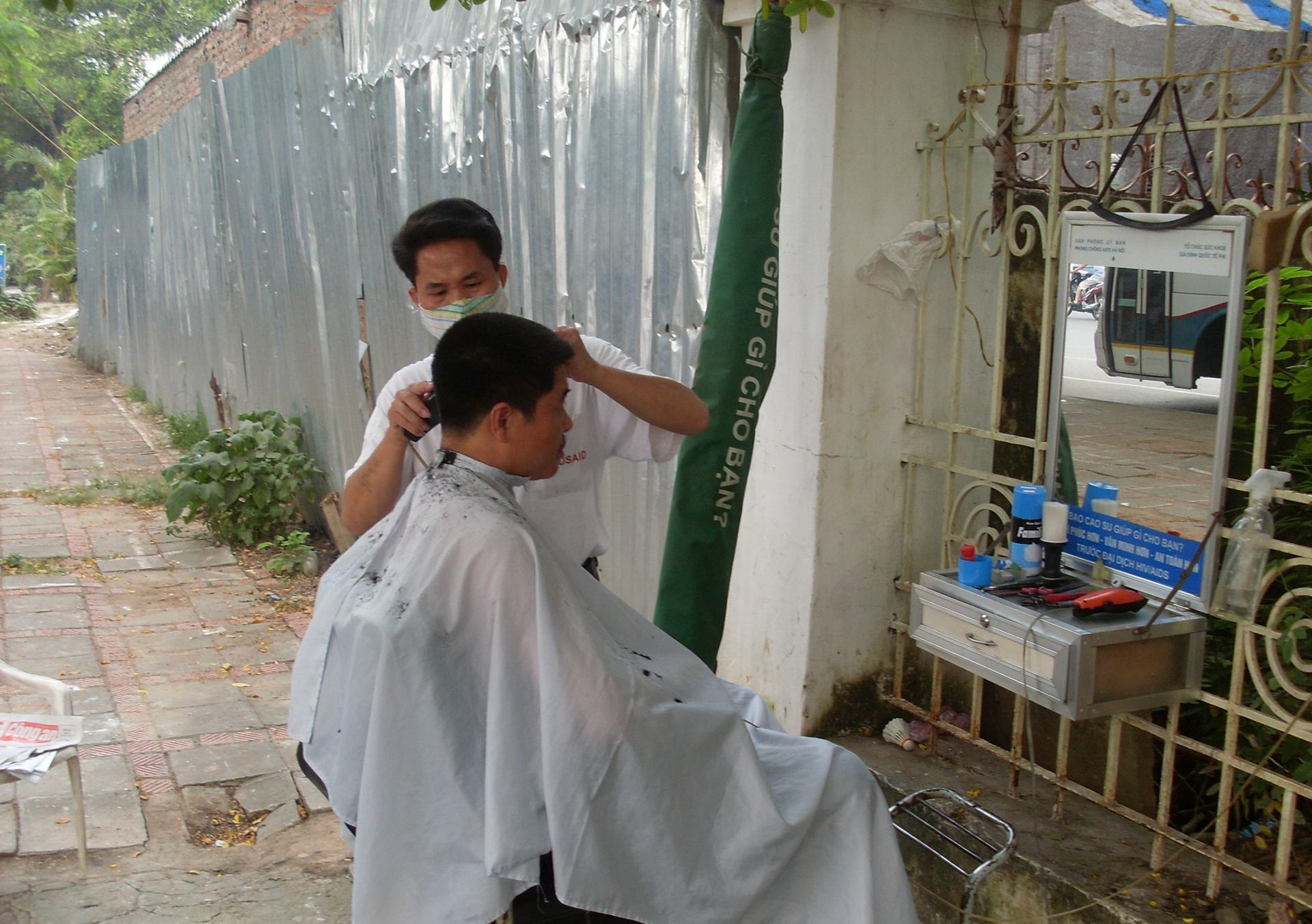SL370002.JPG