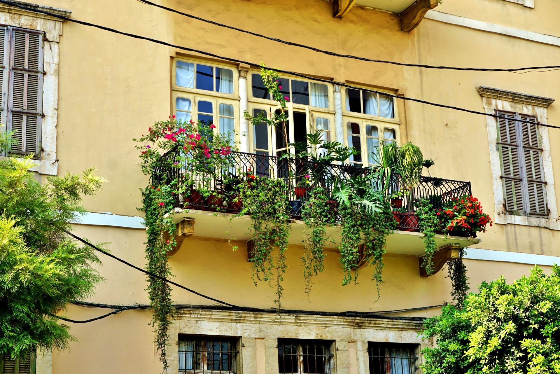Armenia street, Mar Mikhael.JPG