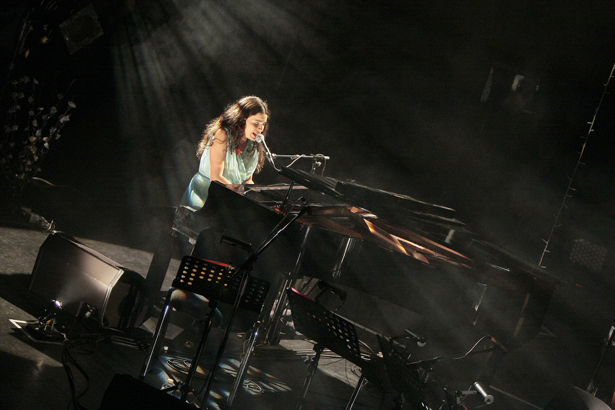 Yael Naim
