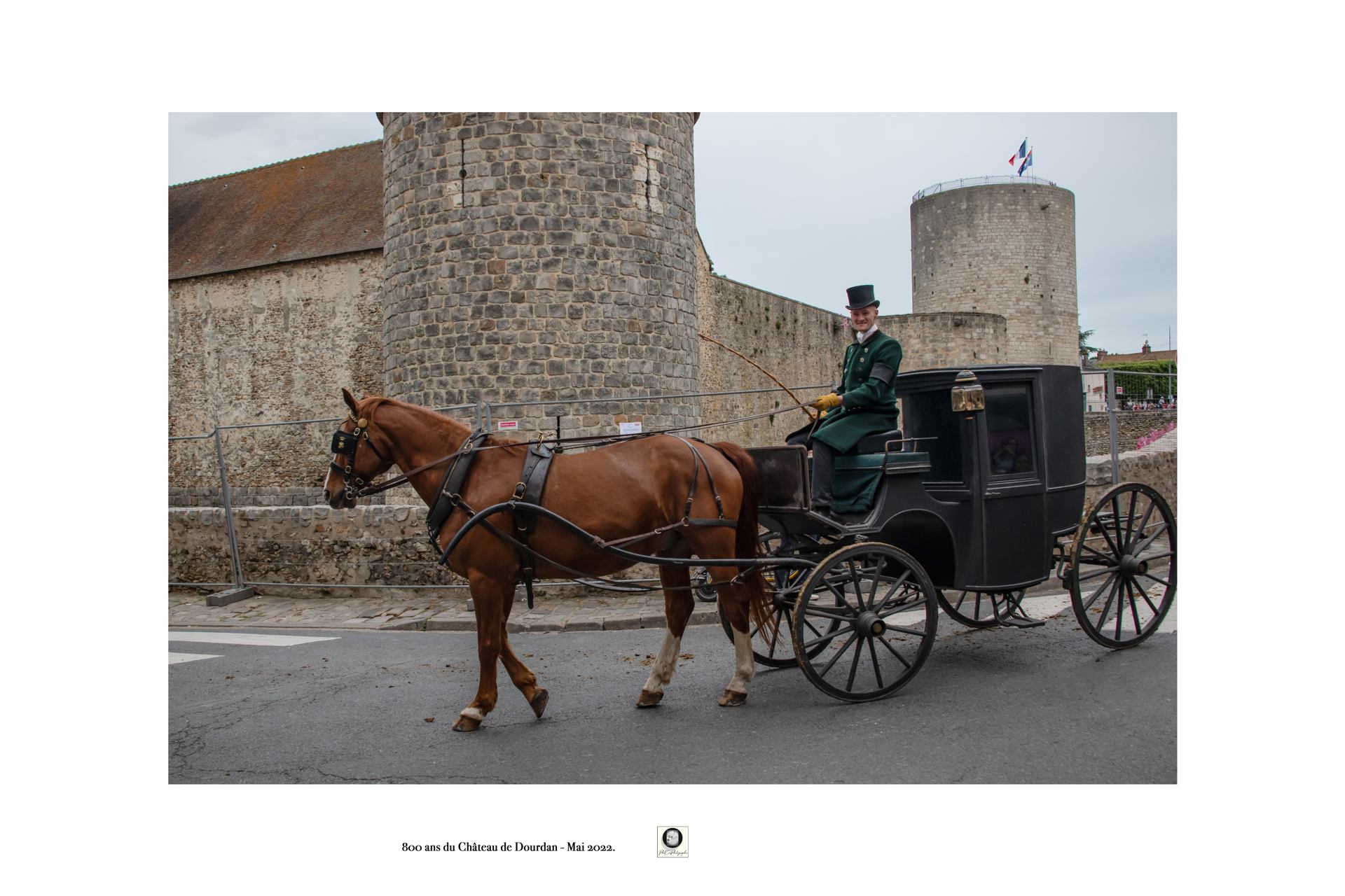 800 ans du Château de Dourdan.