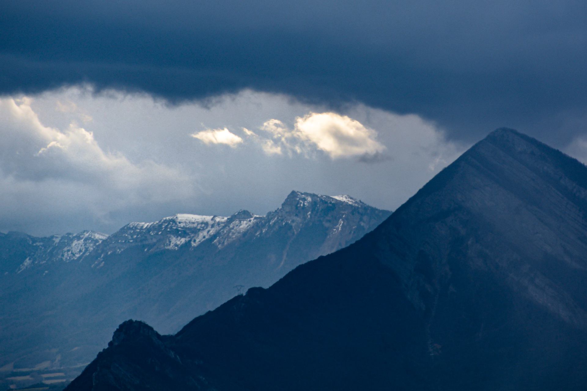 le dernier des nuages blancs
