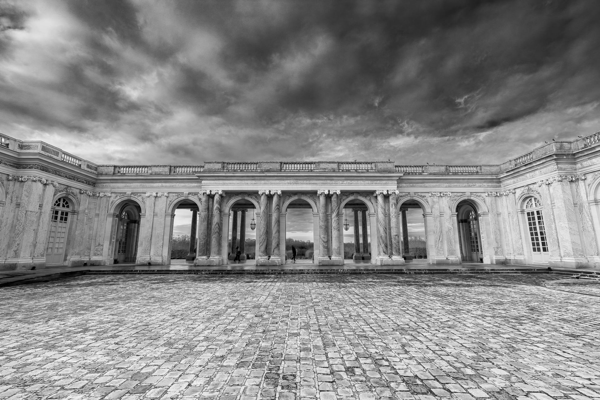 sem 3 14.01.2026 grand Trianon.jpg