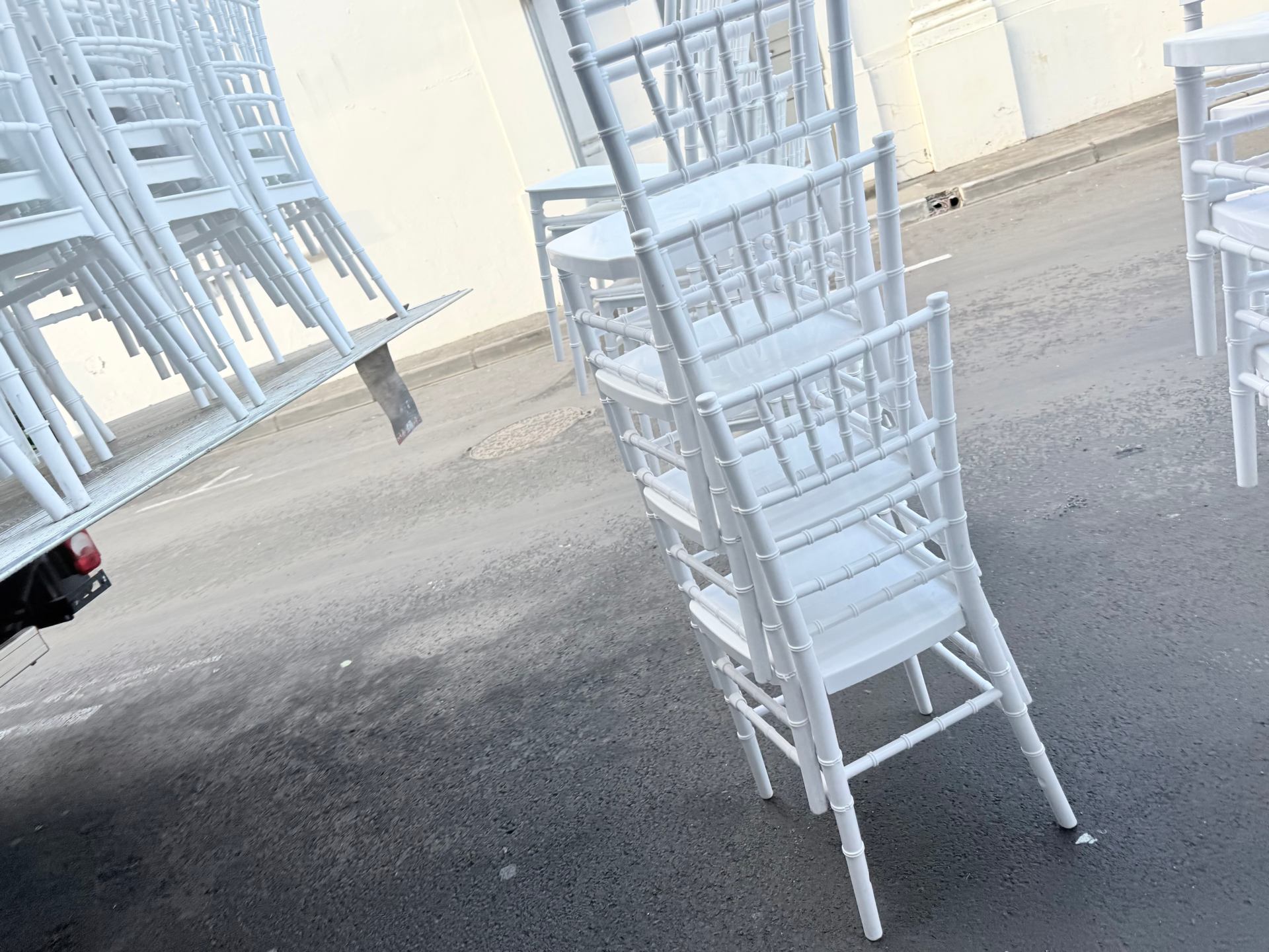 Chaises acrobates
