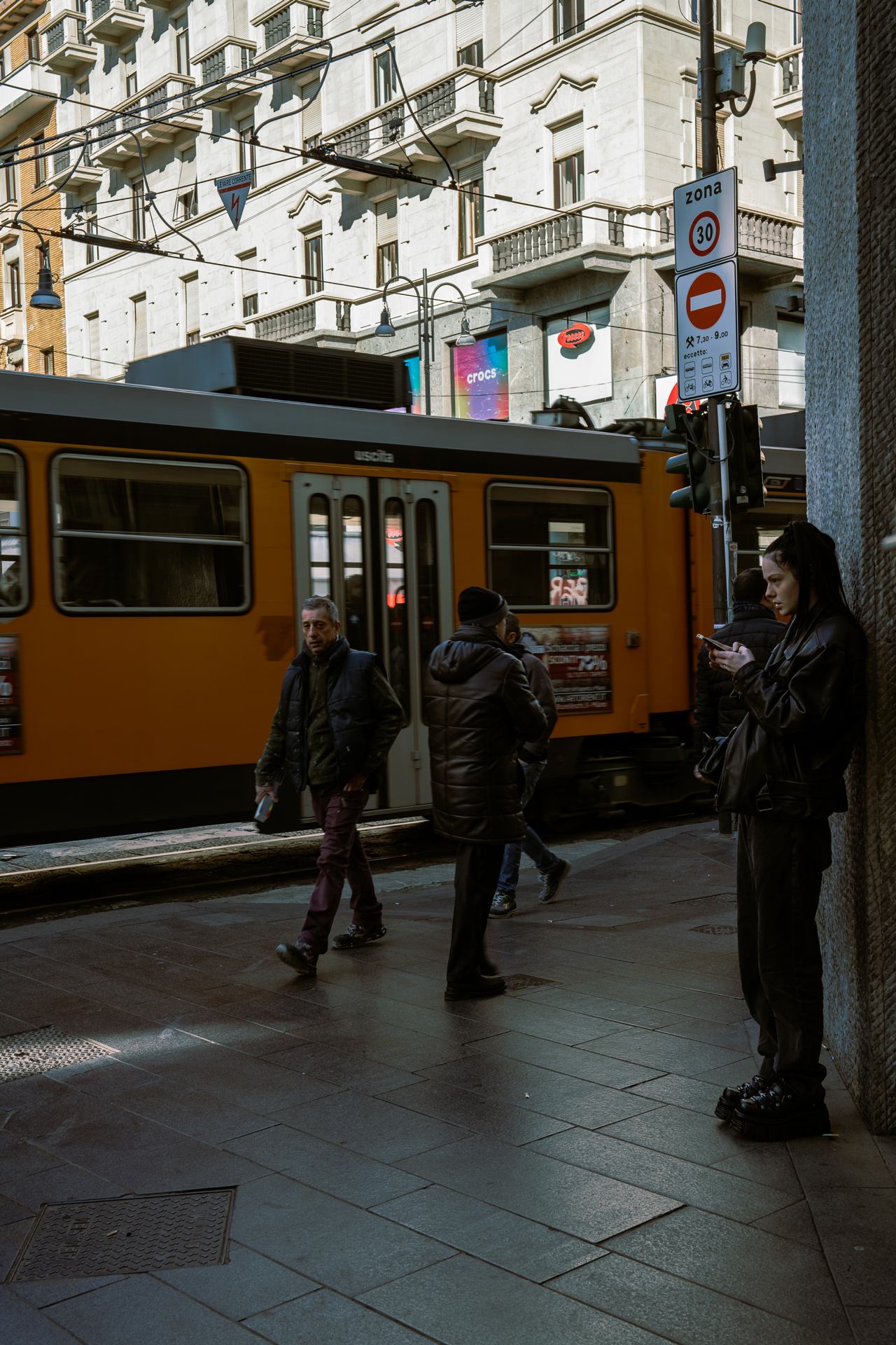 Les regards - Milan.jpg