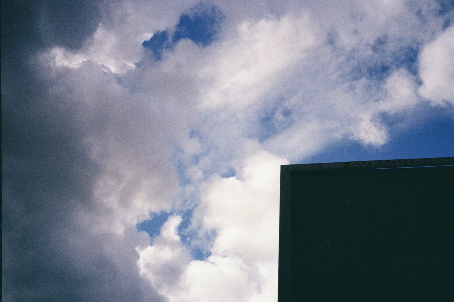 Avenir