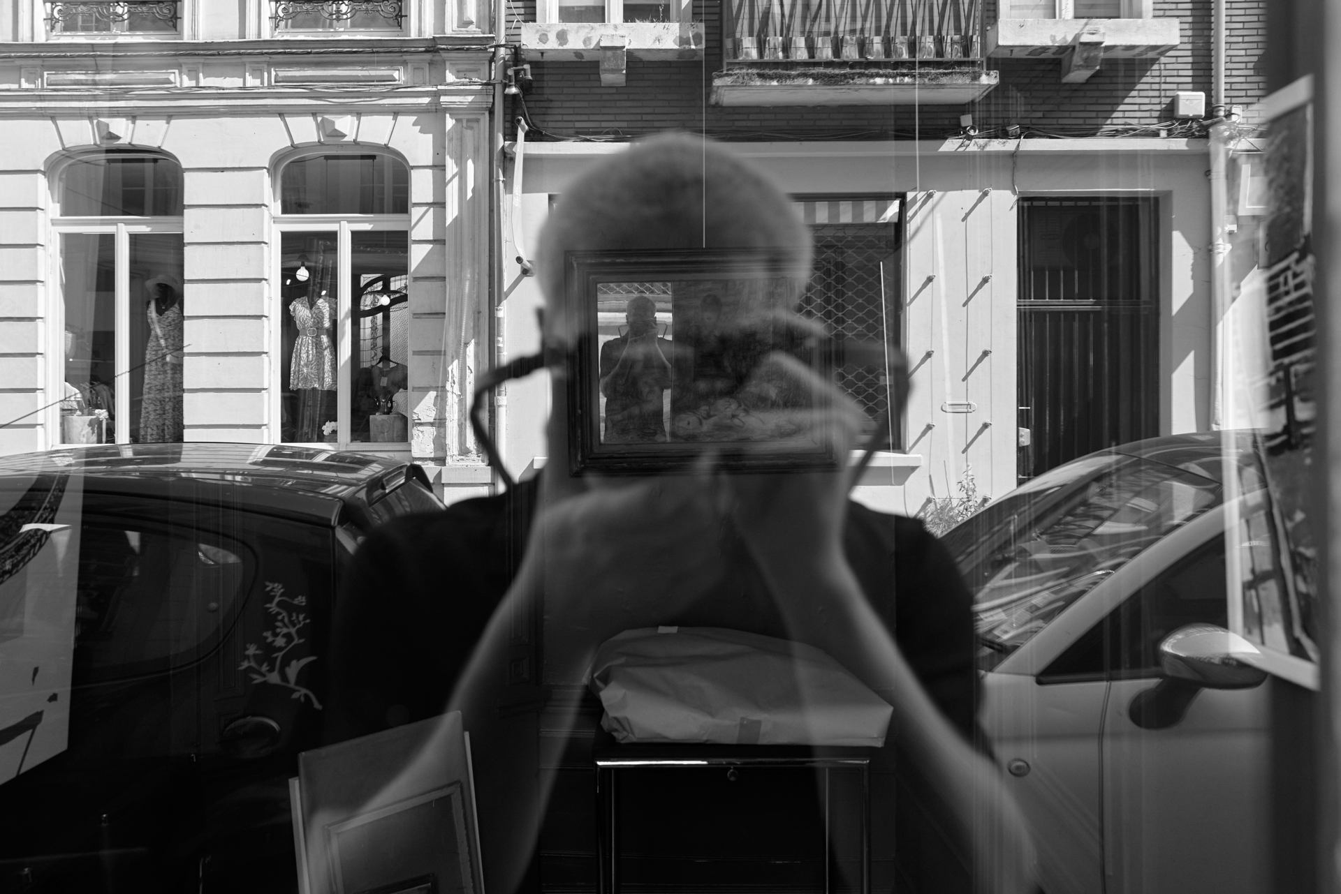 Portrait dans le cadre
