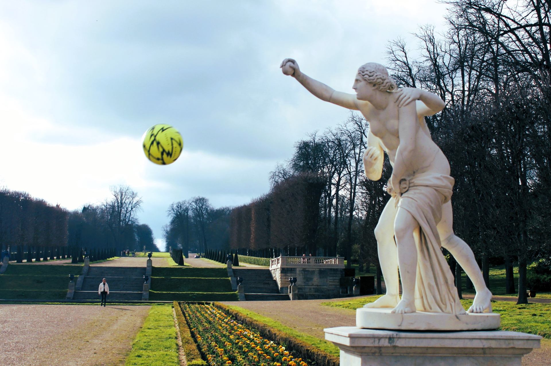 Jeu de ballon au parc de Saint Cloud
