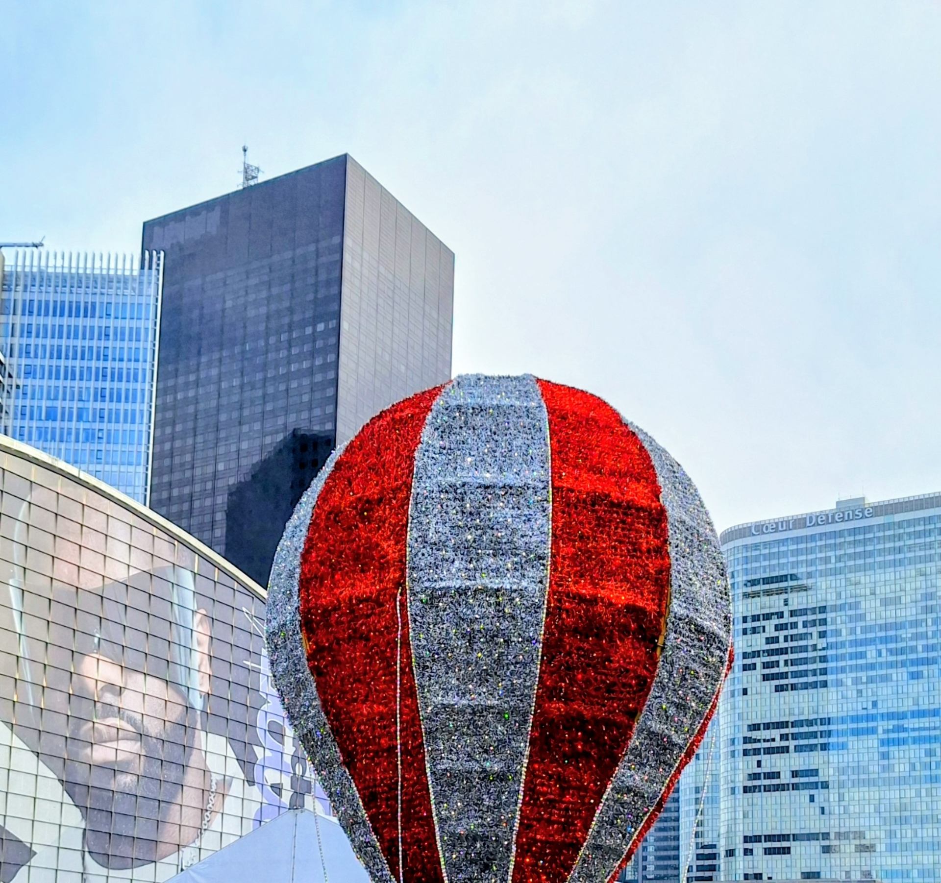 Au marché de Noël de la Défense