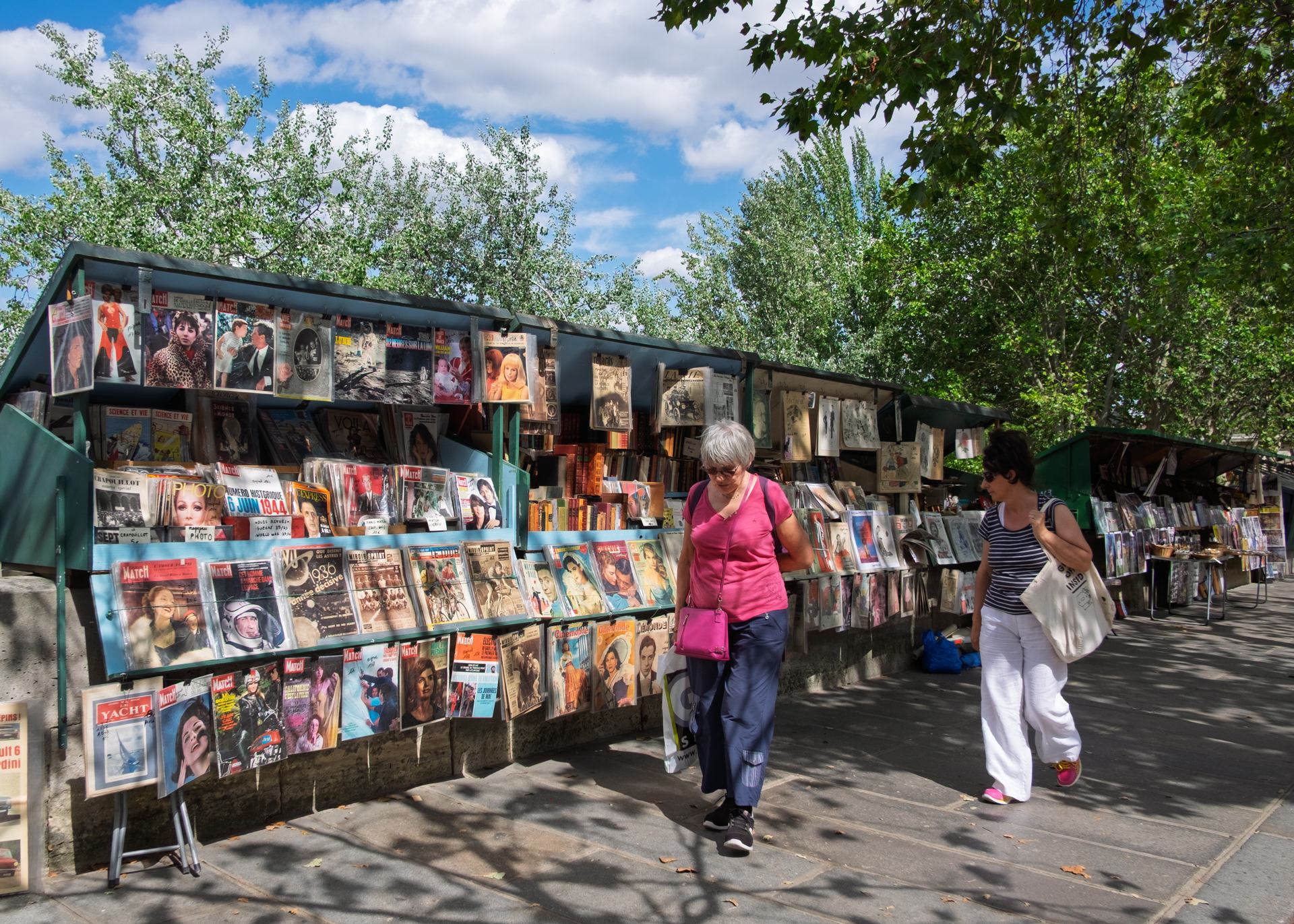 Bouquiniste - 2856.jpg