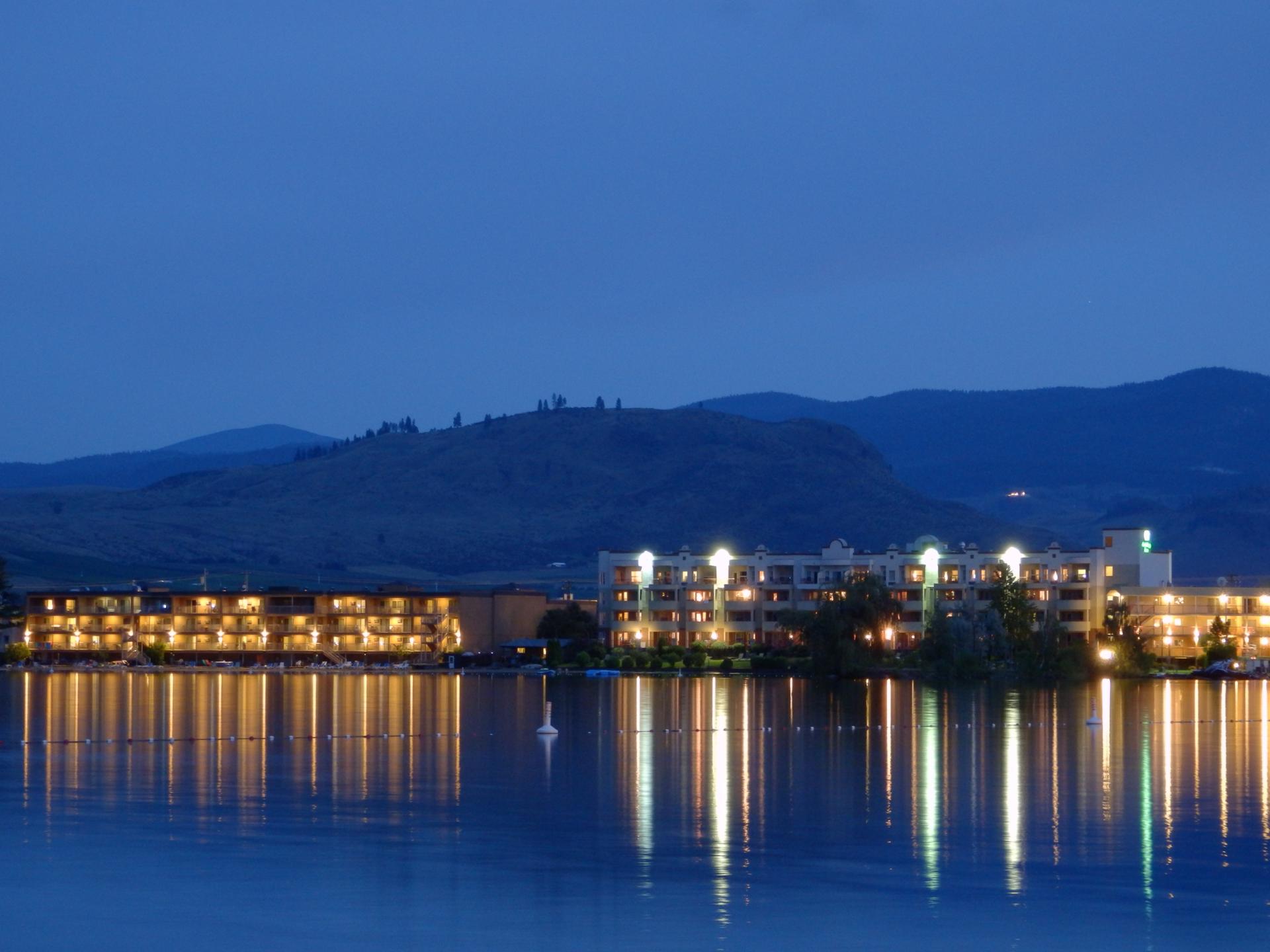 l'hotel du lac